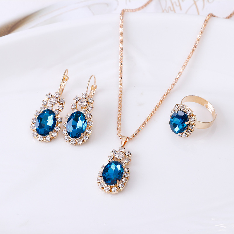 Vintage Things Collection - 新しいスタイルの装飾品セットファッションヴィンテージクリスタルブラブライヤリングリングとネックレスセット女性のためのギフトスリーピーススーツ