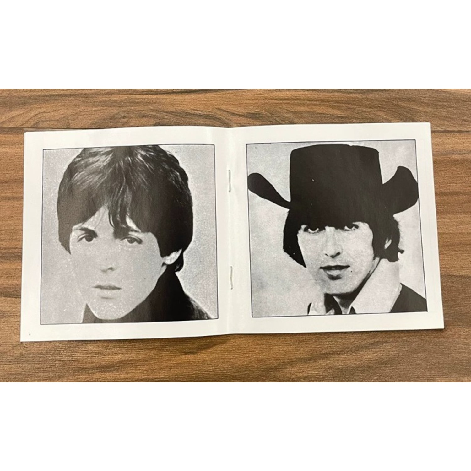 60年代の英国クラシックポップロック音楽CD、四人の手描き人 - Vintage Collectible Toys のレビューと価格
